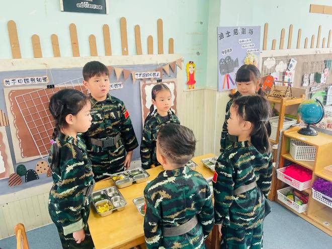 紅色潤童心 小小迷彩娃嘉興淵博慶安幼兒園2024大班學(xué)軍體驗(yàn)活動(dòng)(圖5)