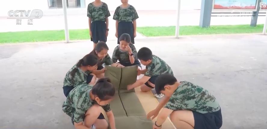 學習消防安全知識、體驗軍旅文化……各地中小學生盡享多彩暑假生活(圖4)