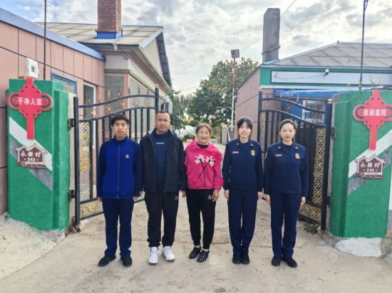 白城市消防救援支隊(duì)開(kāi)展農(nóng)村消防安全直播宣傳活動(dòng)(圖1)