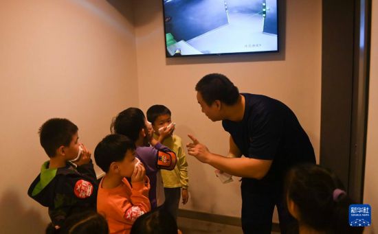 浙江杭州：消防安全從娃娃抓起(圖1)