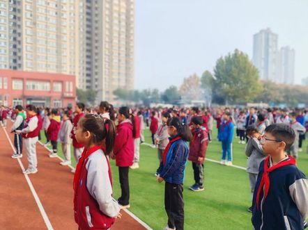 全民消防 生命至上 ——西安市浐灞十六小開展消防安全演練活動(dòng)(圖4)