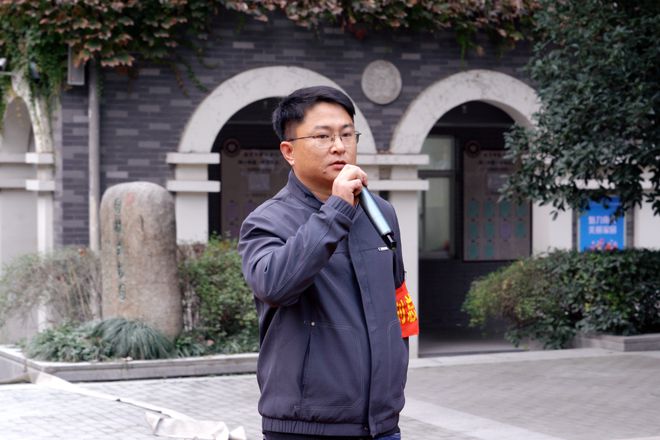 全民消防 生命至上—— 南京市第五初級(jí)中學(xué)成功舉辦2024年消防疏散演練活動(dòng)(圖2)