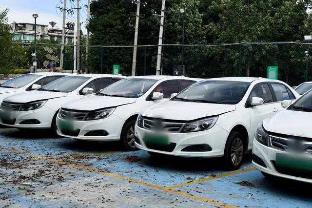 全國首個新能源汽車地下車庫停放新規(guī)出臺 提升消防安全管理(圖1)