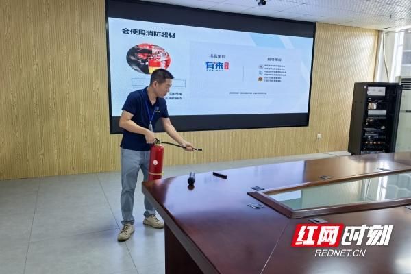 永州市腦科醫(yī)院開(kāi)展2024年秋季消防演練(圖1)