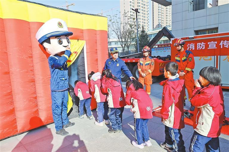全民消防 合筑平安——2024年甘肅省消防宣傳月系列活動深入開展-新華網(wǎng)(圖1)