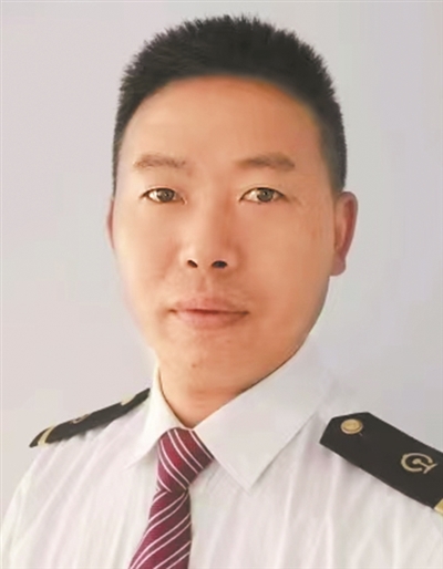 全國(guó)敬業(yè)奉獻(xiàn)模范候選人(圖28)