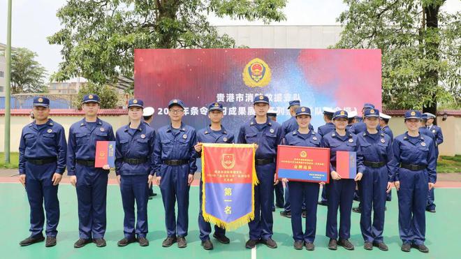 奮楫篤行淬精兵 乘風(fēng)破浪拓新篇—平南消防2024年工作綜述(圖2)