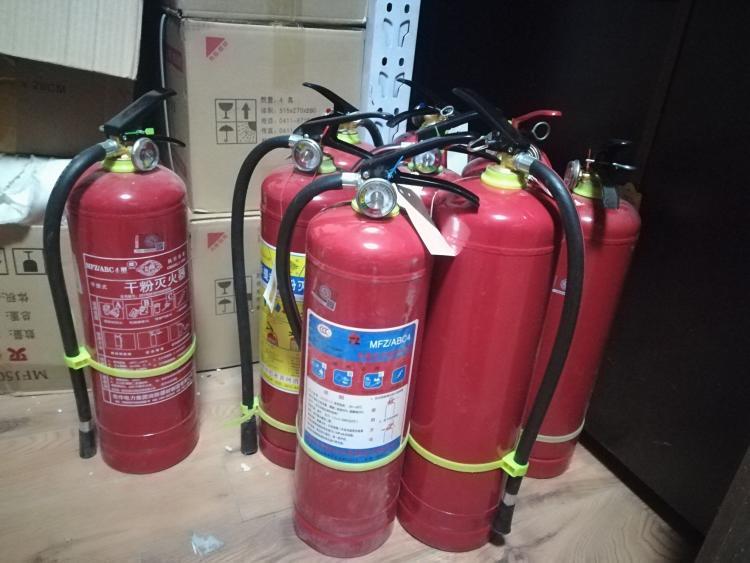 防止滅火器“帶病上崗”(圖1)