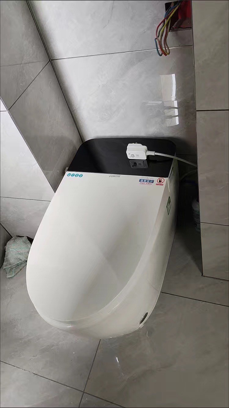 惠達衛(wèi)浴獲得實用新型專利授權(quán)：“一種智能馬桶感應裝置及馬桶”(圖1)