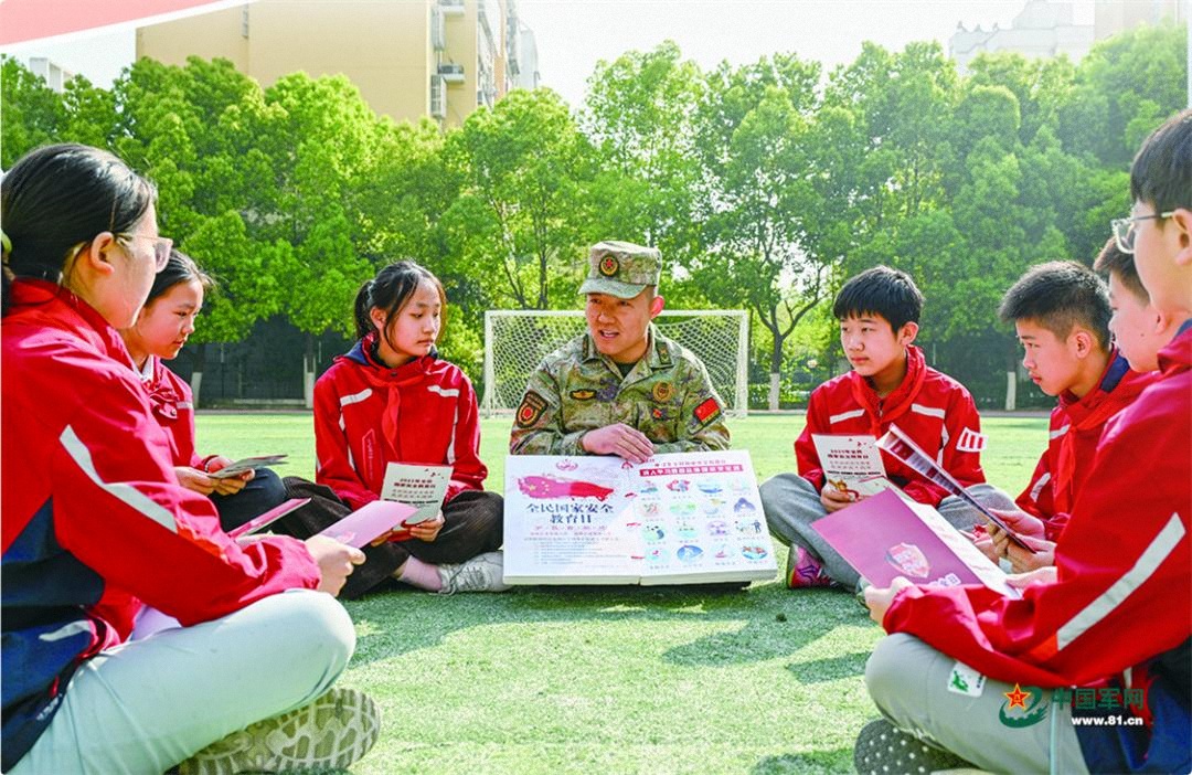 軍地開展國家安全教育活動匯聚起維護(hù)國家安全的磅礴力量(圖4)