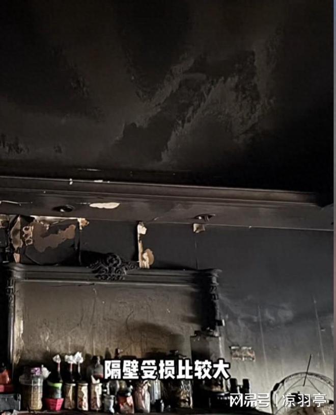 凌晨大火燒穿31層！業(yè)主哭訴：物業(yè)公司必須負(fù)責(zé)消防栓居然沒水(圖1)
