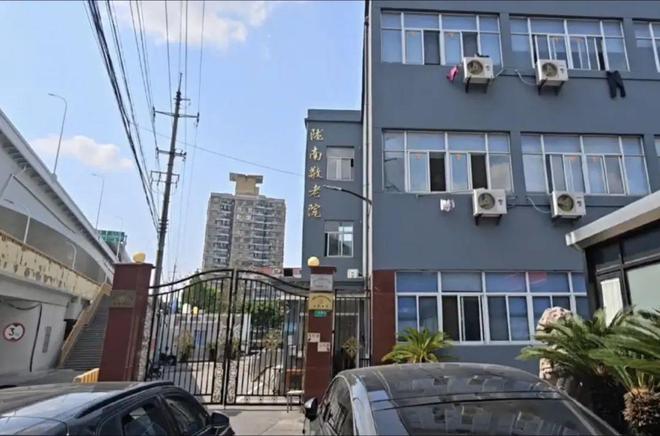 閔行這個(gè)園區(qū)有了消防站還配了專業(yè)消防車……(圖8)