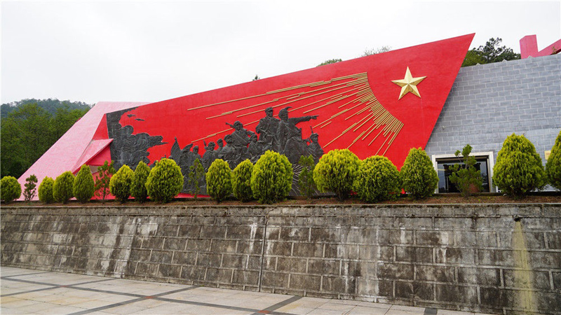 “永遠(yuǎn)做中國人民和中華民族的主心骨”——寫在中國共產(chǎn)黨成立104周年之際(圖10)